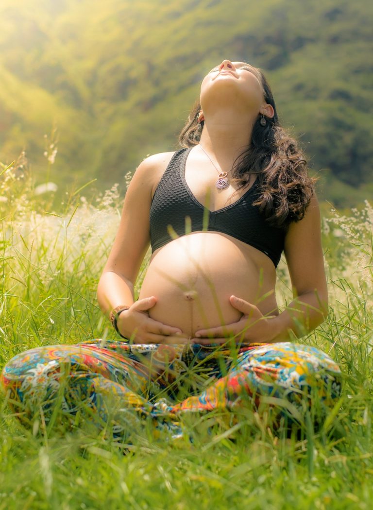 25 tydzień ciąży - ruchy dziecka